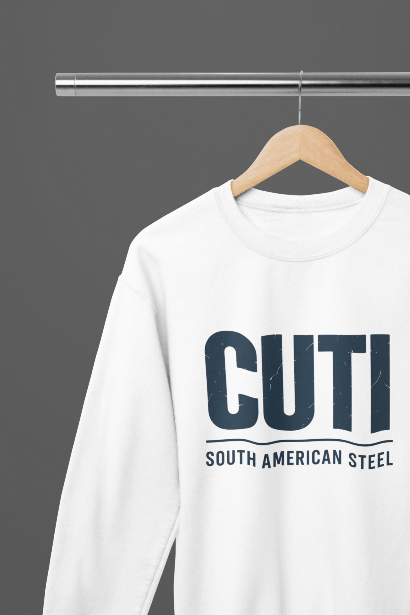 Black t-shirt with Cuti Romero South American Steel & Sweatshirt