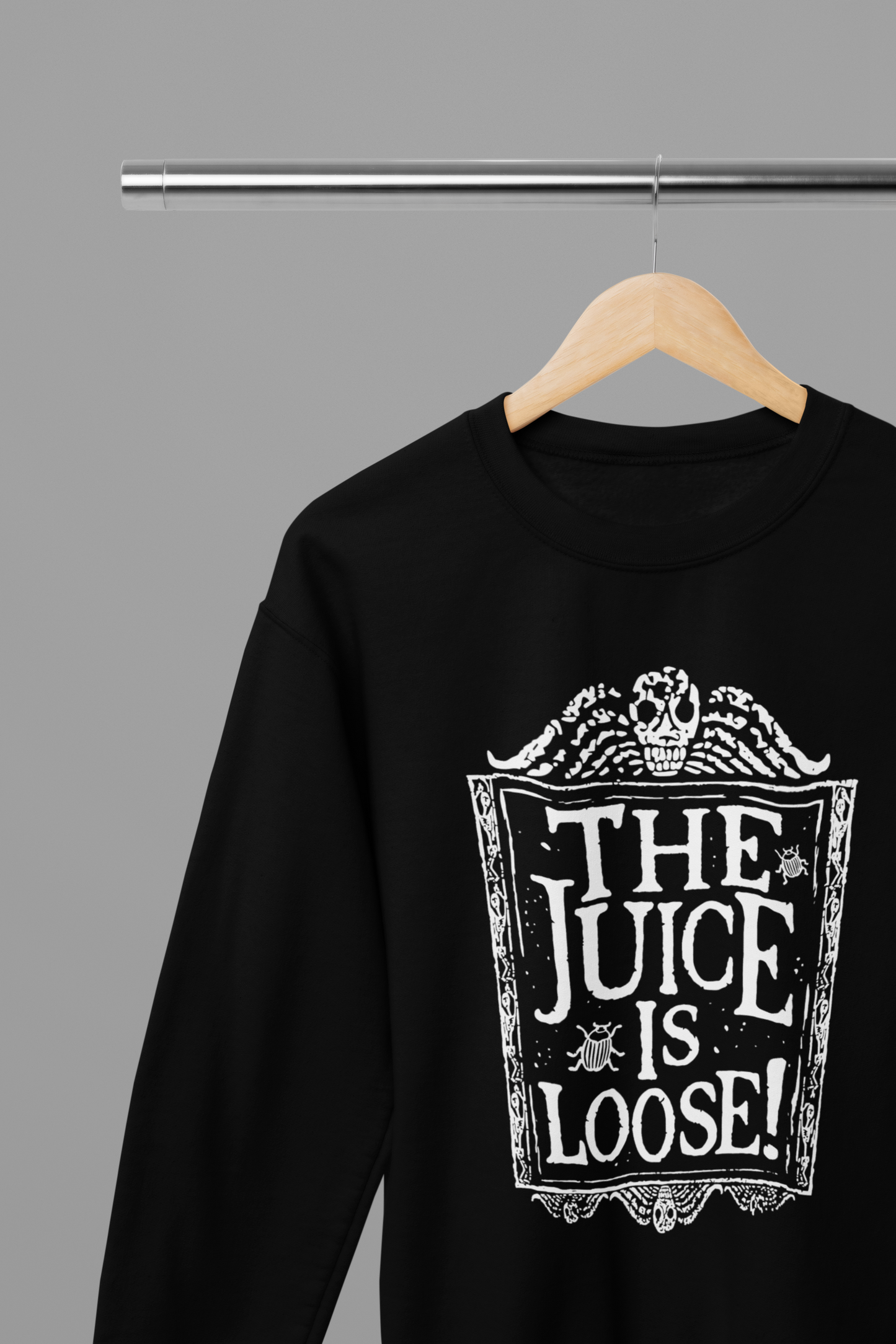 Beetlejuice Beetlejuice 2024 The Juice is Loose Quote Movie T-Shirt/Sweatshirt