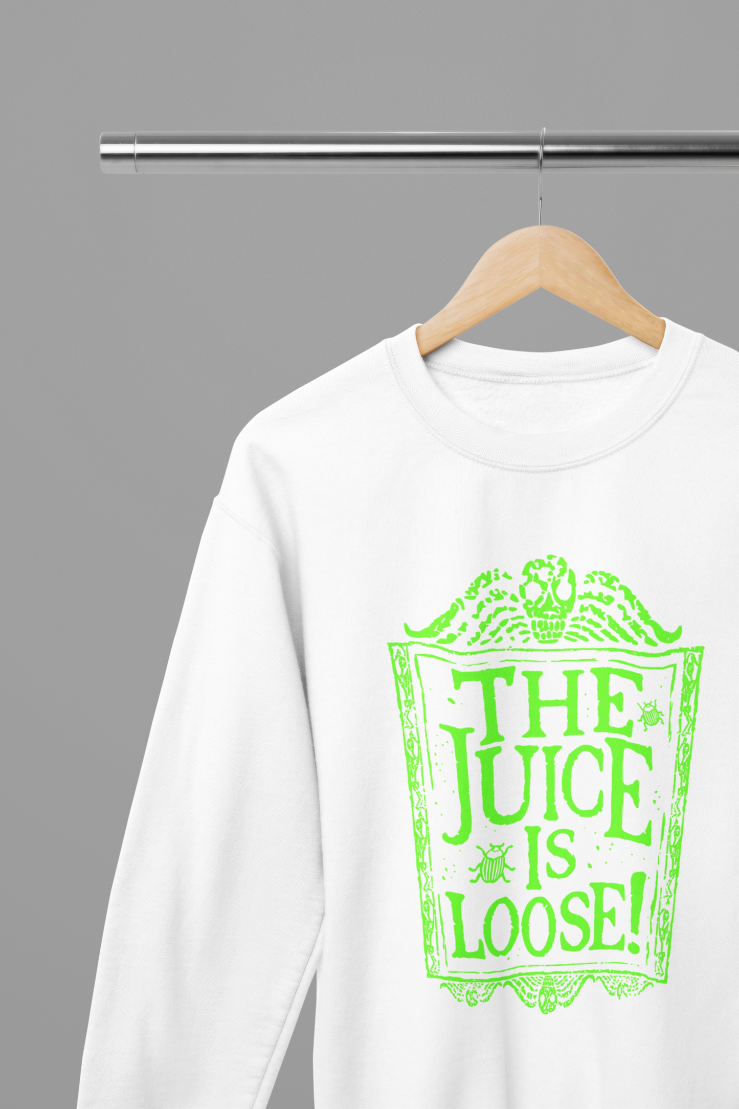 Beetlejuice Beetlejuice 2024 The Juice is Loose Quote Movie T-Shirt/Sweatshirt