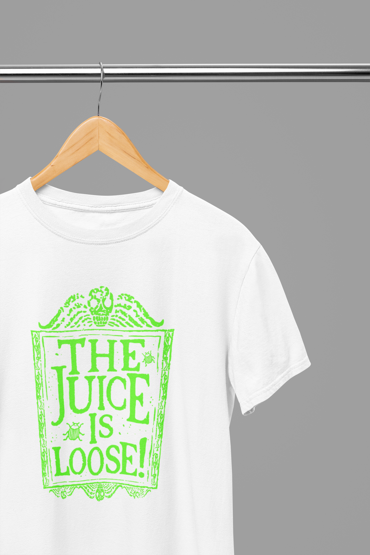 Beetlejuice Beetlejuice 2024 The Juice is Loose Quote Movie T-Shirt/Sweatshirt