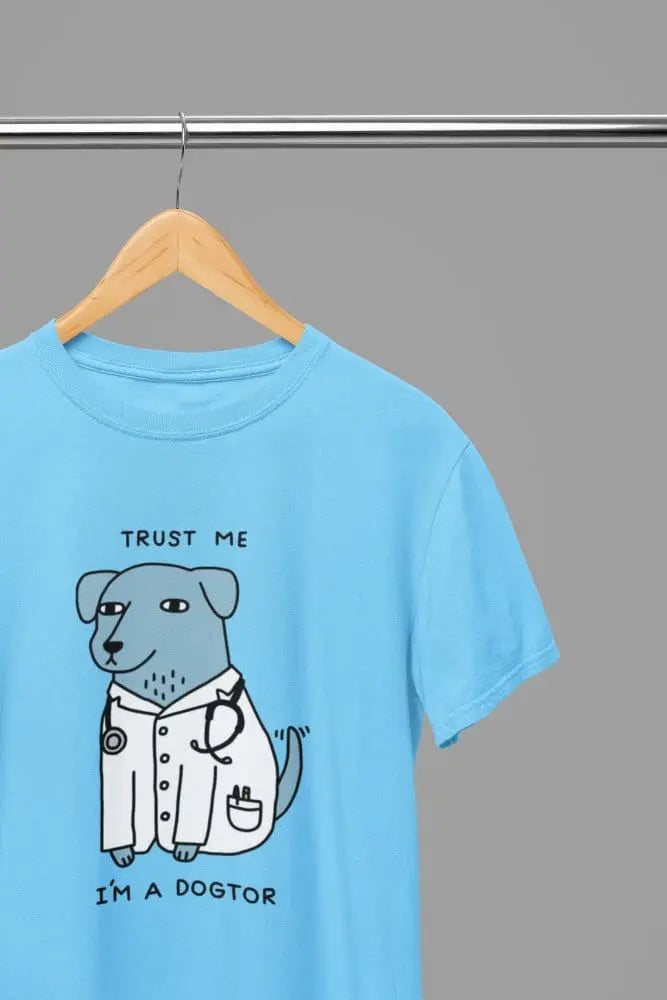 Clothing Trust Me I’m a Dogtor T-Shirt or Sweatshirt – Funny Vet Gift or Dog Lover Tee Poster Kingz