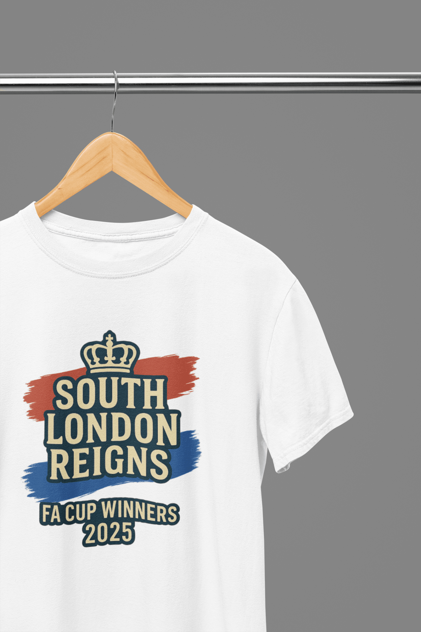 Black t-shirt with South London Reigns - FA Cup Winners 2025 or Sweatshirt