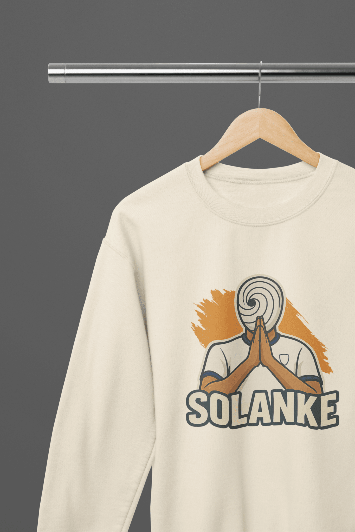 White t-shirt with Tottenham Solanke & Sweatshirt - Cartoon Football Celebration Print
