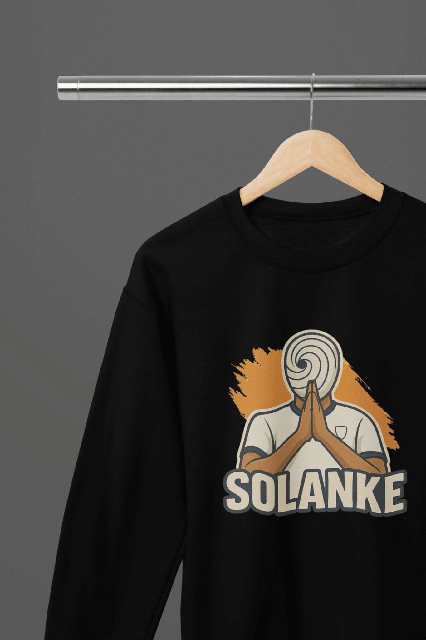 Beige t-shirt with Tottenham Solanke & Sweatshirt - Cartoon Football Celebration Print