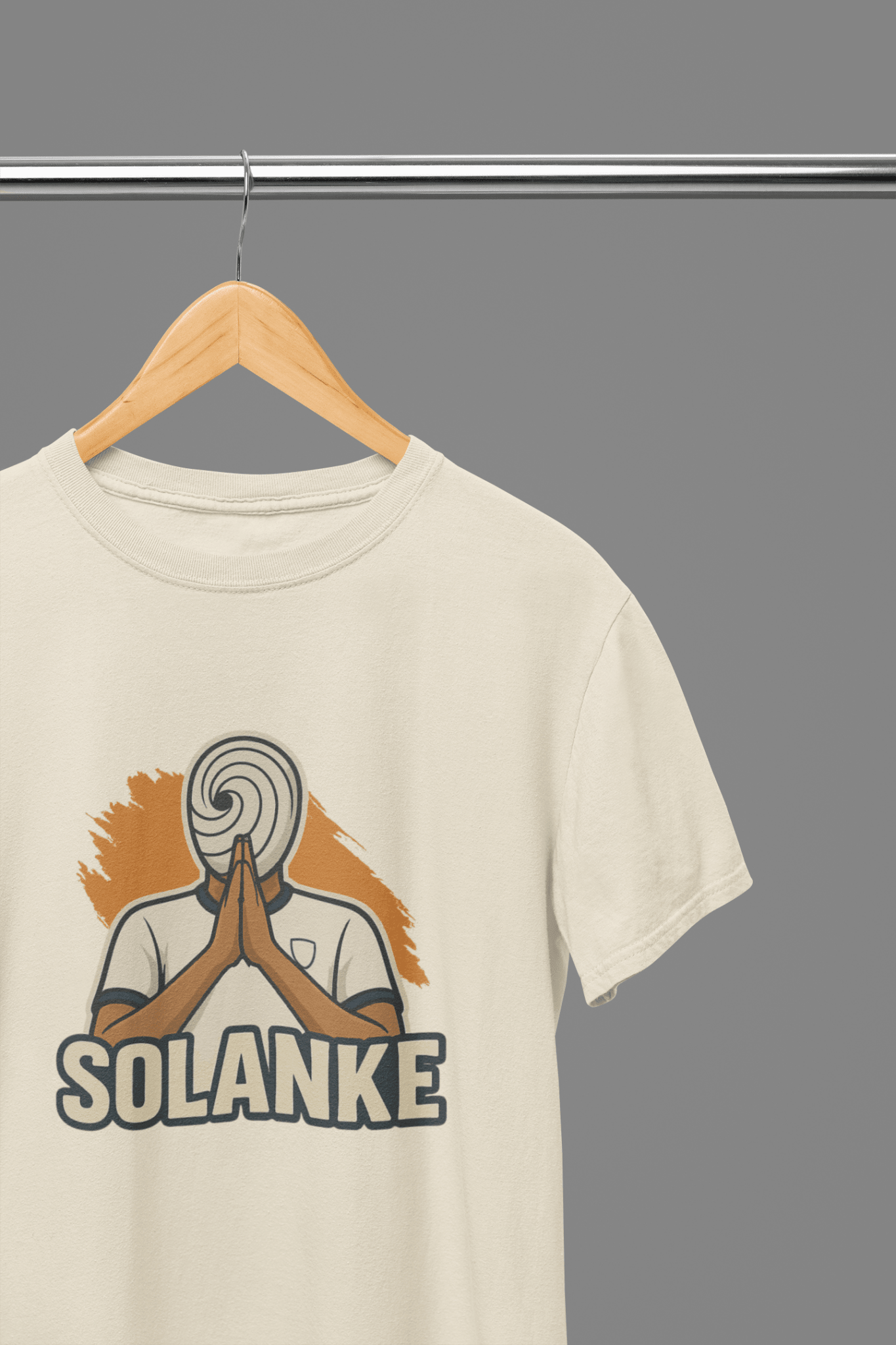 Beige t-shirt with Tottenham Solanke & Sweatshirt - Cartoon Football Celebration Print